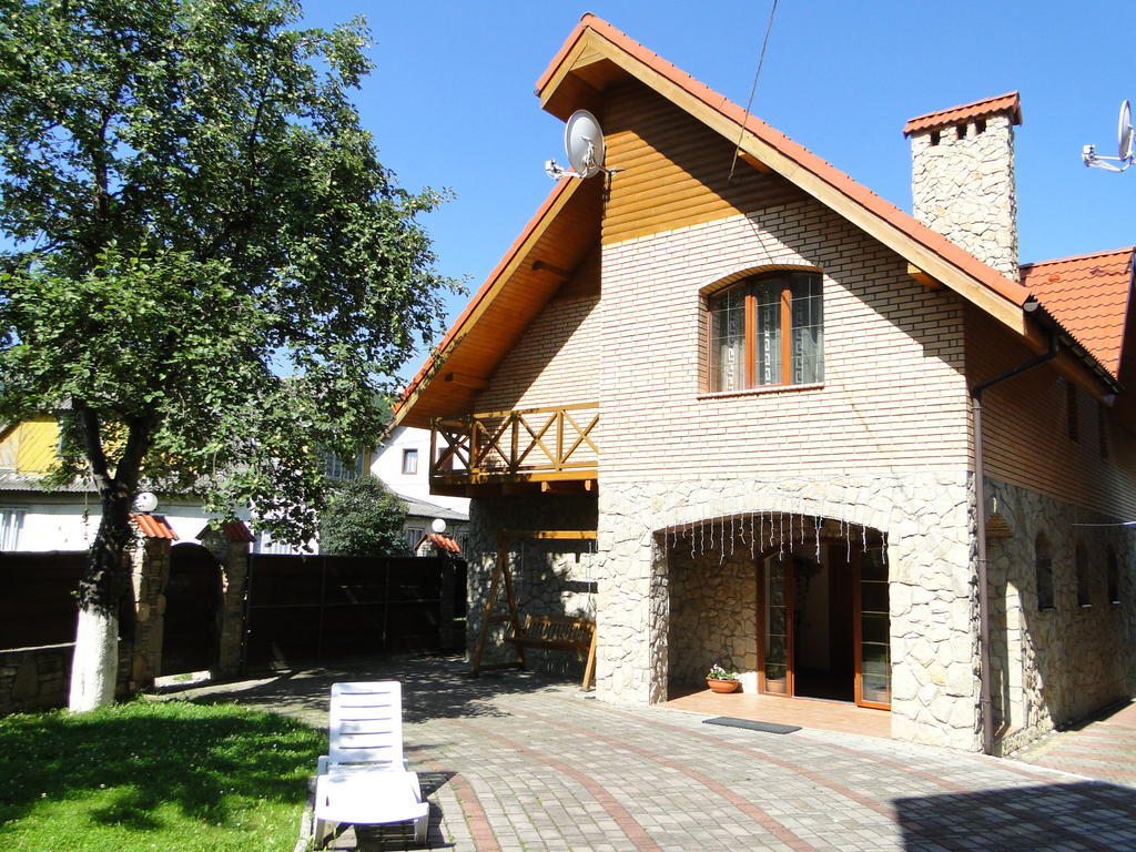 Villa Bilogirya Yaremche Bilik gambar